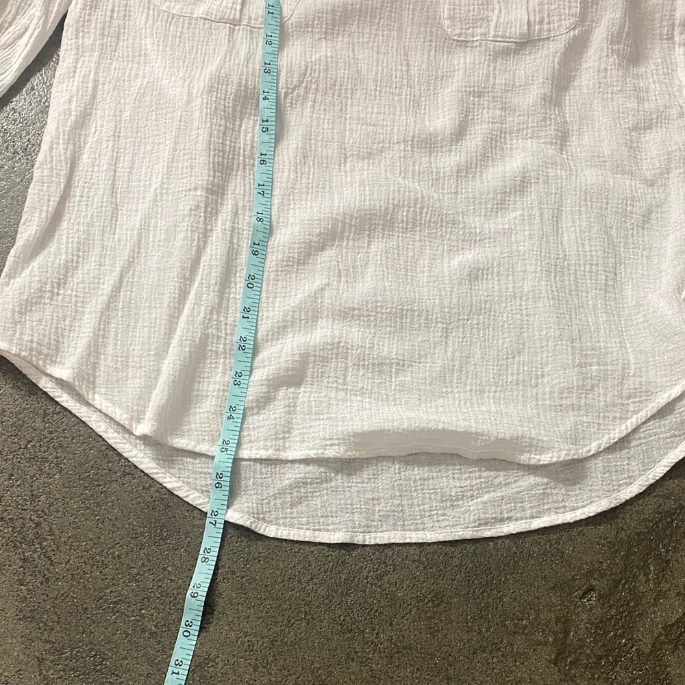 White Vince Camuto Button-Cuff Long Sleeve Tunic - Picture 5 of 6